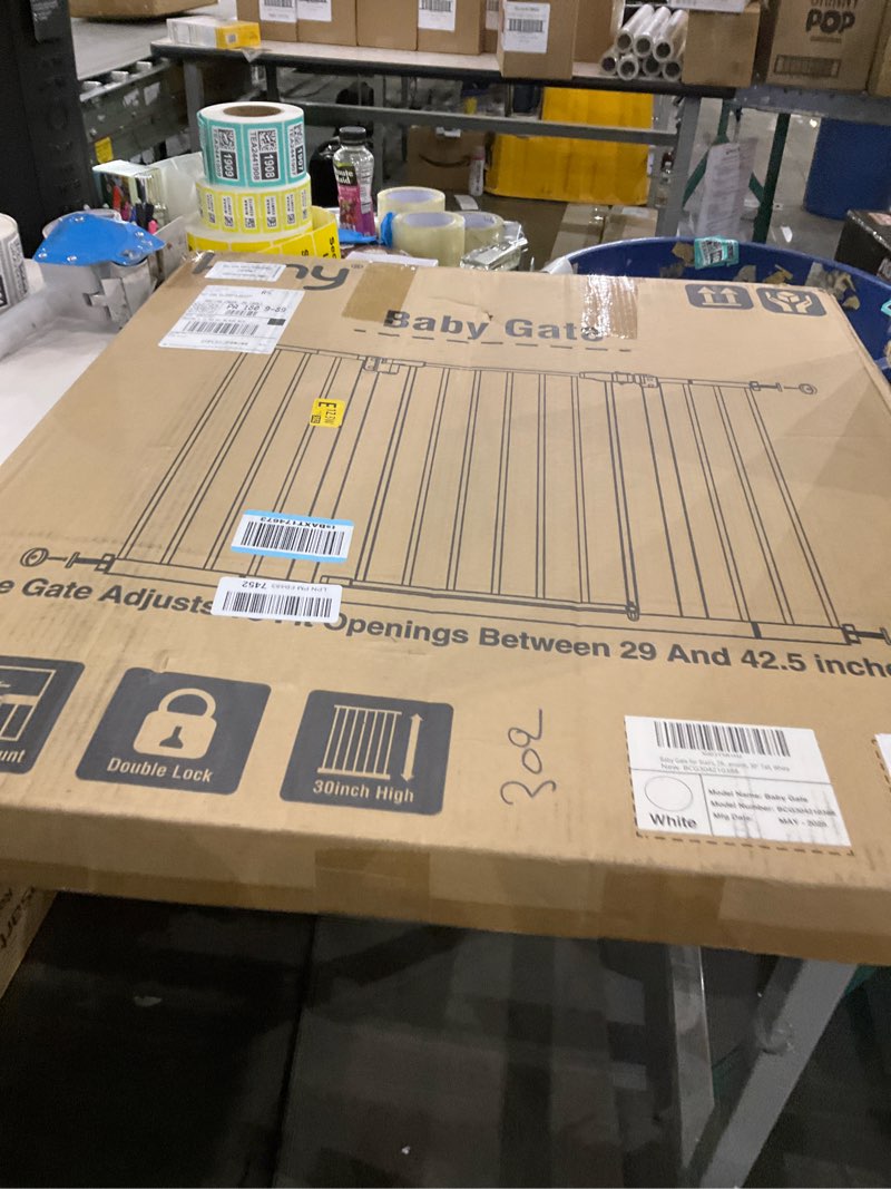 Condition photo showing New/Like New for keny 29"-42.5" Baby Gate for Stairs, Auto Close Safety Dog Gate, Pressure Mounted Easy Walk Through Pet Gate for Doorways, Durable Stair Gate, 30" Tall, White
