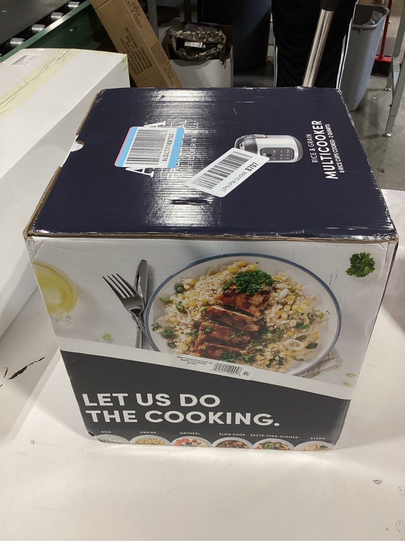 Condition photo showing Good Condition for aroma professional digital rice cooker, multicooker, 4-cup (uncooked) / 8-cup (cooked), steamer, slow cooker, grain cooker, 2qt, stainless steel exterior, arc-994sg professional 4 cup uncooked / 8 cup cooked