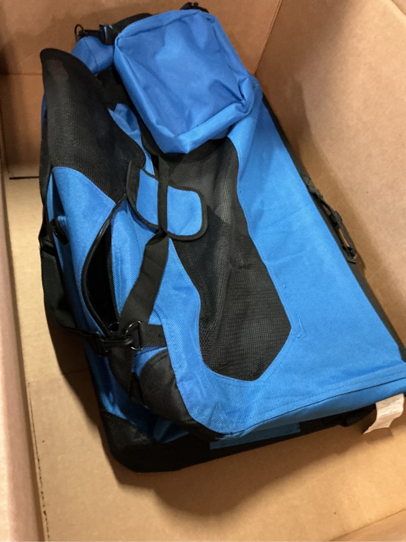 Condition photo showing Good Condition for amazon basics portable soft pet dog crate carrier kennel, foldable, washable, up to 25 lbs, 26 x 18 x 18 inches, blue blue 26.0"l x 18.0"w x 18.0"h