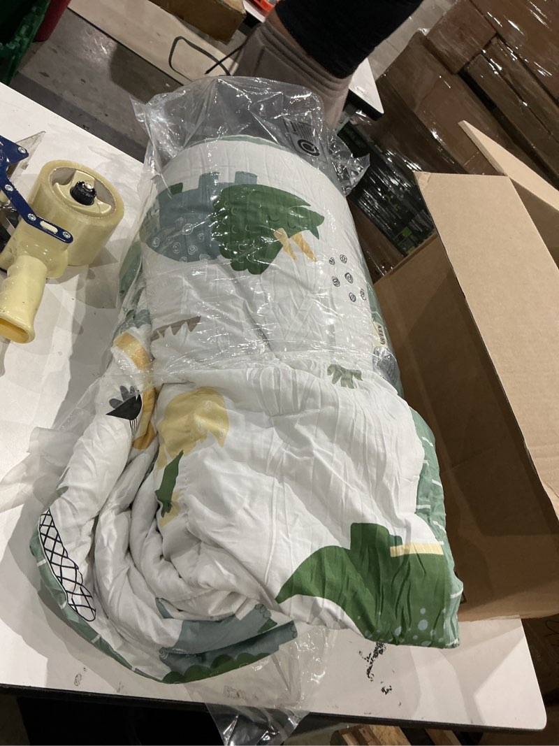 Condition photo showing As Is for joyreap dinosaur kids cotton comforter set for boys girls, full/queen size 3pcs cotton bedding comforter, fresh green dinosaurs on white design, skin-friendly breathable for all season- 88x88 inches dino green queen (88"x88")
