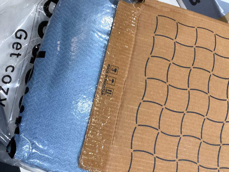 Condition photo showing Good Condition for Bedsure GentleSoft 100% Cotton Blanket Queen Size for Bed - Breathable and Lightweight, Soft Cozy Textured Herringbone Woven Blanket for Summer, Ashley Blue, 90x90 inches 05 - Ashley Blue Queen (90" x 90")