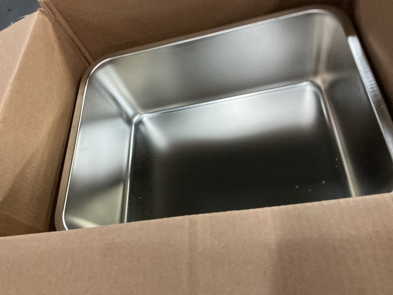 Condition photo showing Good Condition for Stainless Steel Litter Box, 18"x14"x6"(Height) Medium Metal Cat Litter Box Easy Clean, Non Stick Litterbox No Smell for Cats or Kitty, Rabbits Medium (17.7"x13.7"x6")
