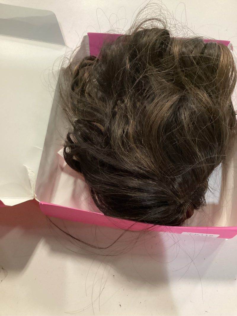 Condition photo showing Good Condition for LEEONS Short Wavy Hair Topper 11inch, 6.5x6.5 Base Lightweight Synthetic Hairpiece, Natural-Looking for Women to Add Volume & Cover Thin Hair H2/426#-Dark Brown with Brown Highlights 11 Inch