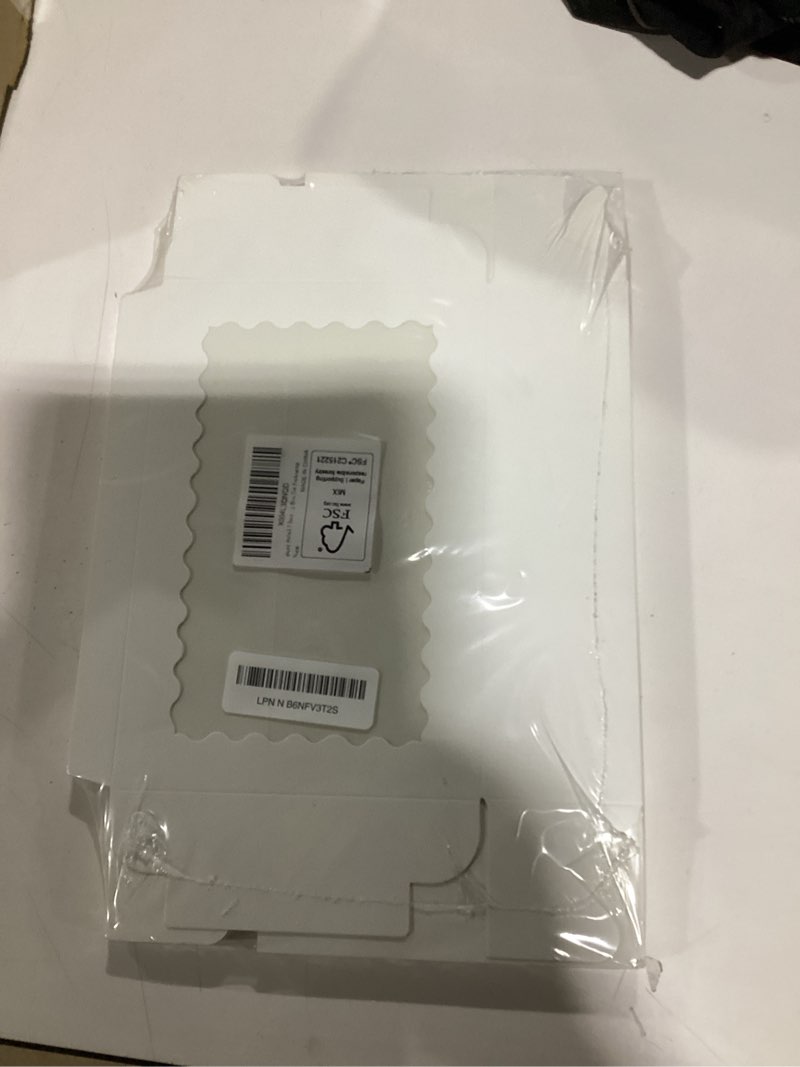 Condition photo showing New/Like New for 50 Pieces Bakery Box with Window Cookie Boxes Mini Kraft Boxes Gift for Pastries, Candy, Pie, Cupcakes, Soap Packaging for Homemade Soap(White,6.3 x 6.3 x 3 Inch) 6.3 x 6.3 x 3 Inch White