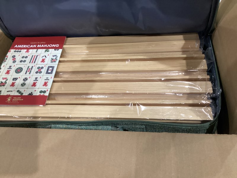 Condition photo showing Good Condition for yellow mountain imports american mahjong set, heather with soft case - all-in-one racks with pushers, scoring coins, dice, and wind indicator