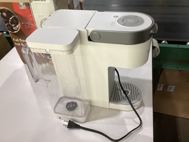 Condition photo showing Good Condition for keurig k-supreme single serve k-cup pod coffee maker, multistream technology, 4 brew sizes, 66oz dual-position removable reservoir, white white coffee maker