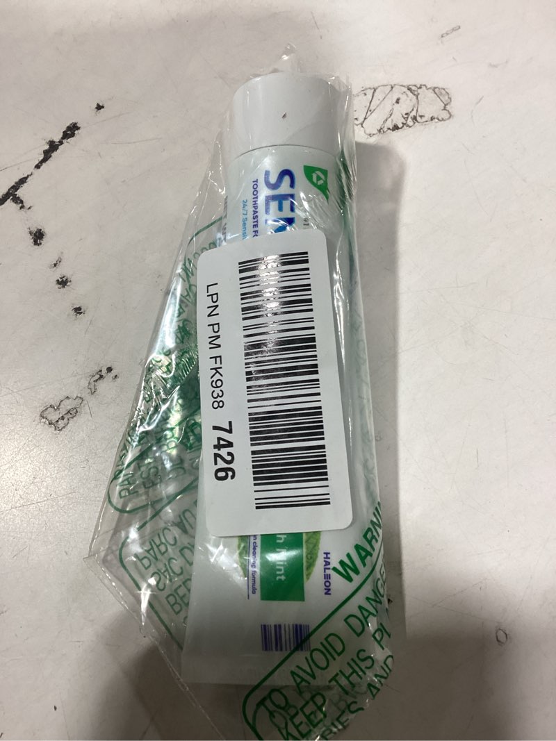 Condition photo showing As Is for sensodyne fresh mint sensitivity toothpaste for sensitive teeth and fresh breath 75g (pack of 1) mint 2.64 ounce (pack of 1)