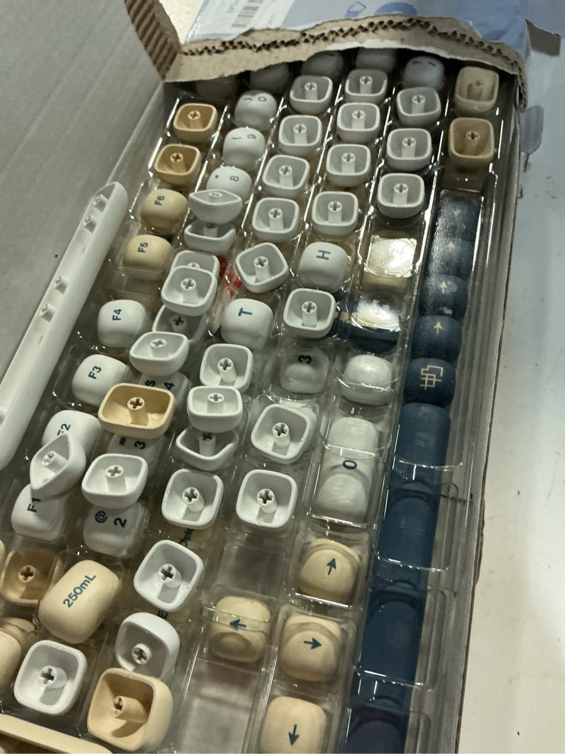 Condition photo showing Good Condition for thick pbt keycaps set, cute green keycap mog profile, 5 side dye-sublimation round keycaps 140 keys, custom kawaii keyboard key caps set for for cherry gateron mx swithes mechanical keyboards green dessert