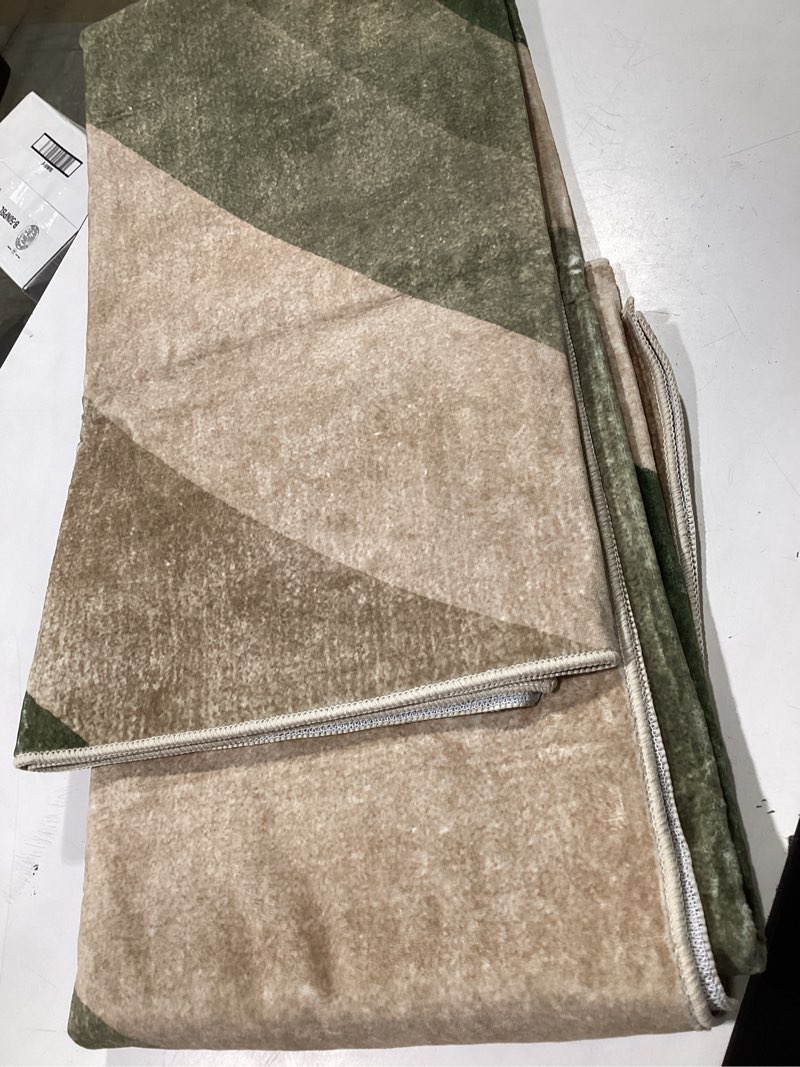 Condition photo showing Good Condition for 5x7 modern wavy striped area rug for living room,olive green & beige gradient wave pattern non-slip washable backing bedroom green5x7 5' x 7'