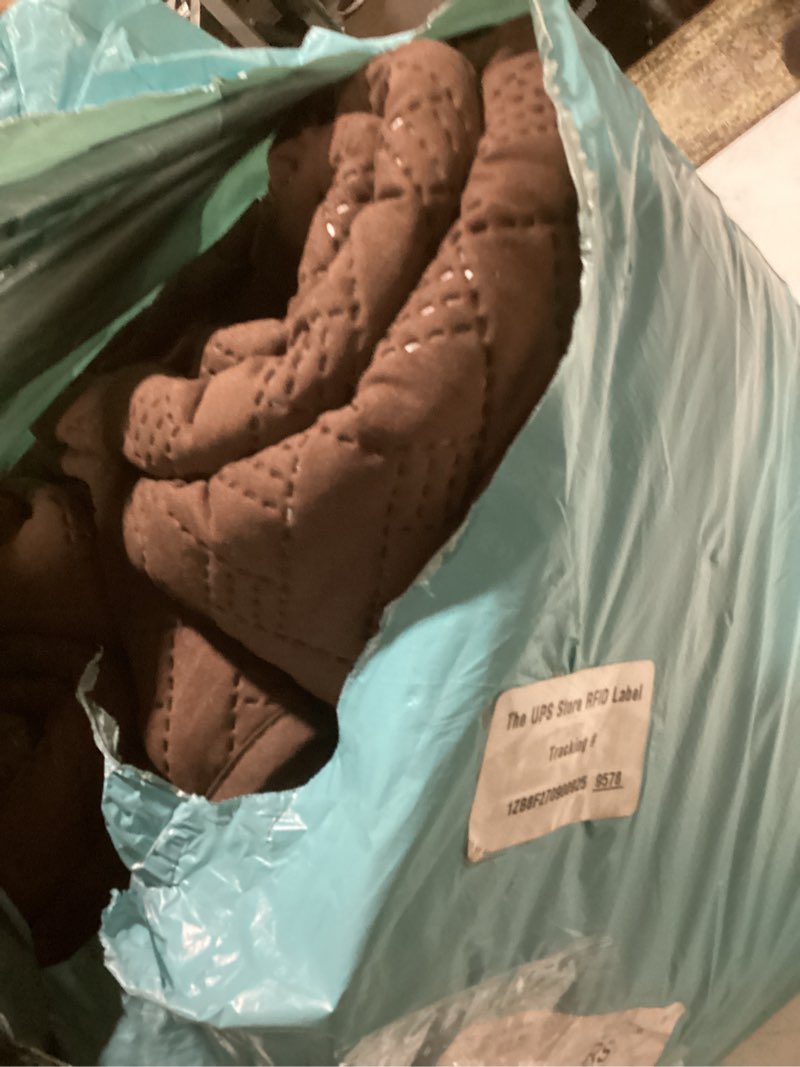 Condition photo showing Good Condition for Love's cabin Seersucker Brown Queen Comforter Set 7 Pieces, All Season Bedding Set, Queen Bed in a Bag with Comforter, Flat Sheet, Fitted Sheet, Pillowcase and Pillow Sham Queen (88"X88") Brown