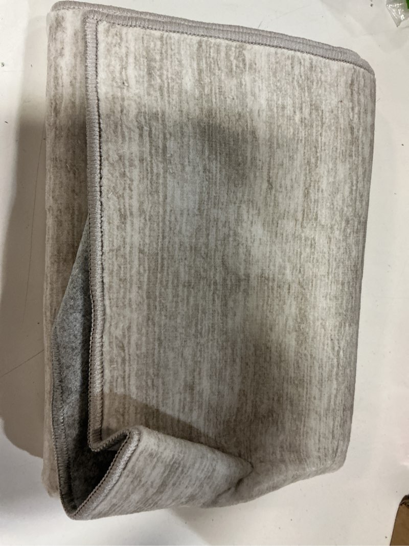 Condition photo showing Good Condition for valenrug washable rugs 2x3 - stain resistant 2x3 entryway area rugs for living room, non slip backing large area rugs for bedroom, folable door mat (2'x3', beige) 01-beige 2' x 3' (doormat)