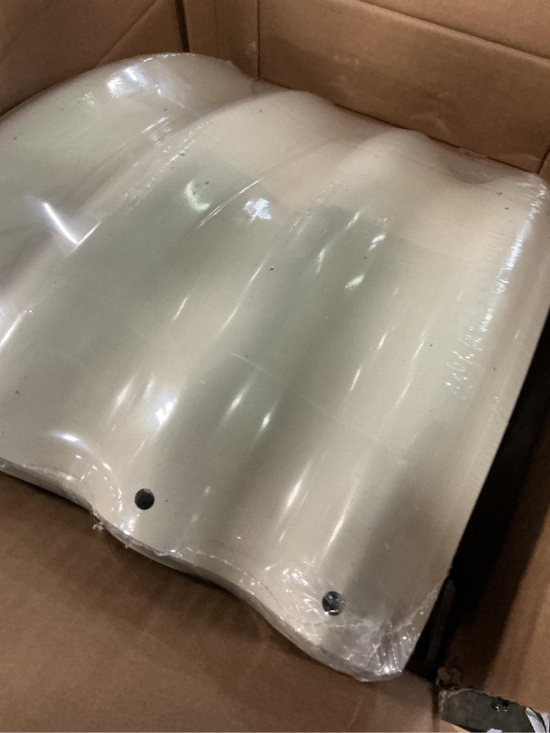 Condition photo showing Good Condition for garden bed   color white size:60*60*30cm