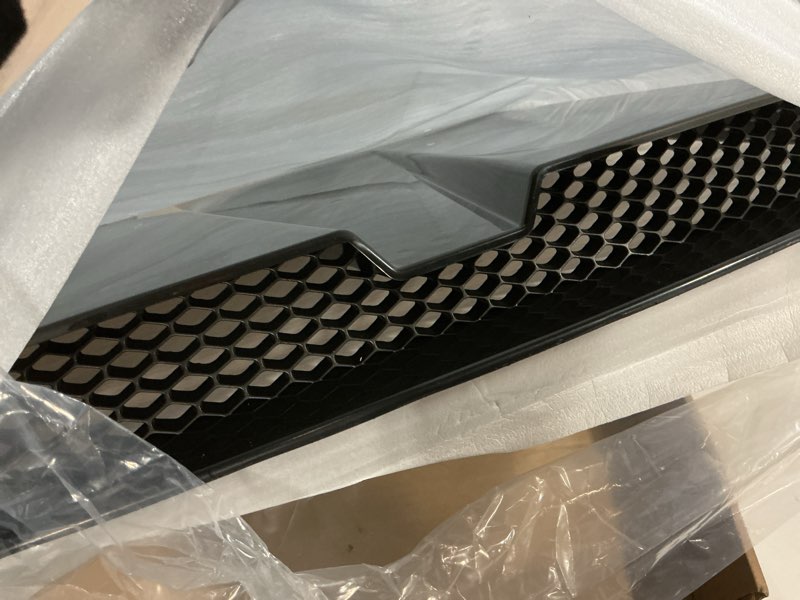 Condition photo showing Good Condition for hood scoops for cars, universal hood scoop vents, automotive hood scoops for trucks compatible with f150 f250 f350 gmc sierra 1500 2500 dodge ram 1500 2500 toyota tundra jeep wrangler black-upgraded