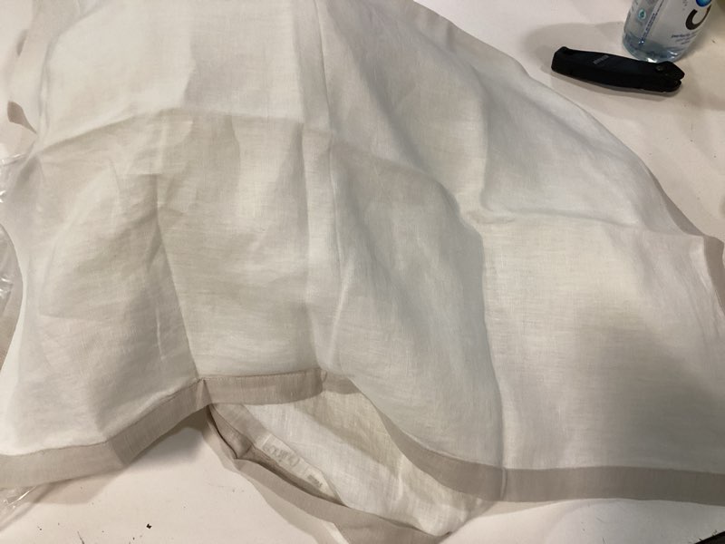 Condition photo showing Good Condition for contrast flanged duvet covet set white sand twin 2pc