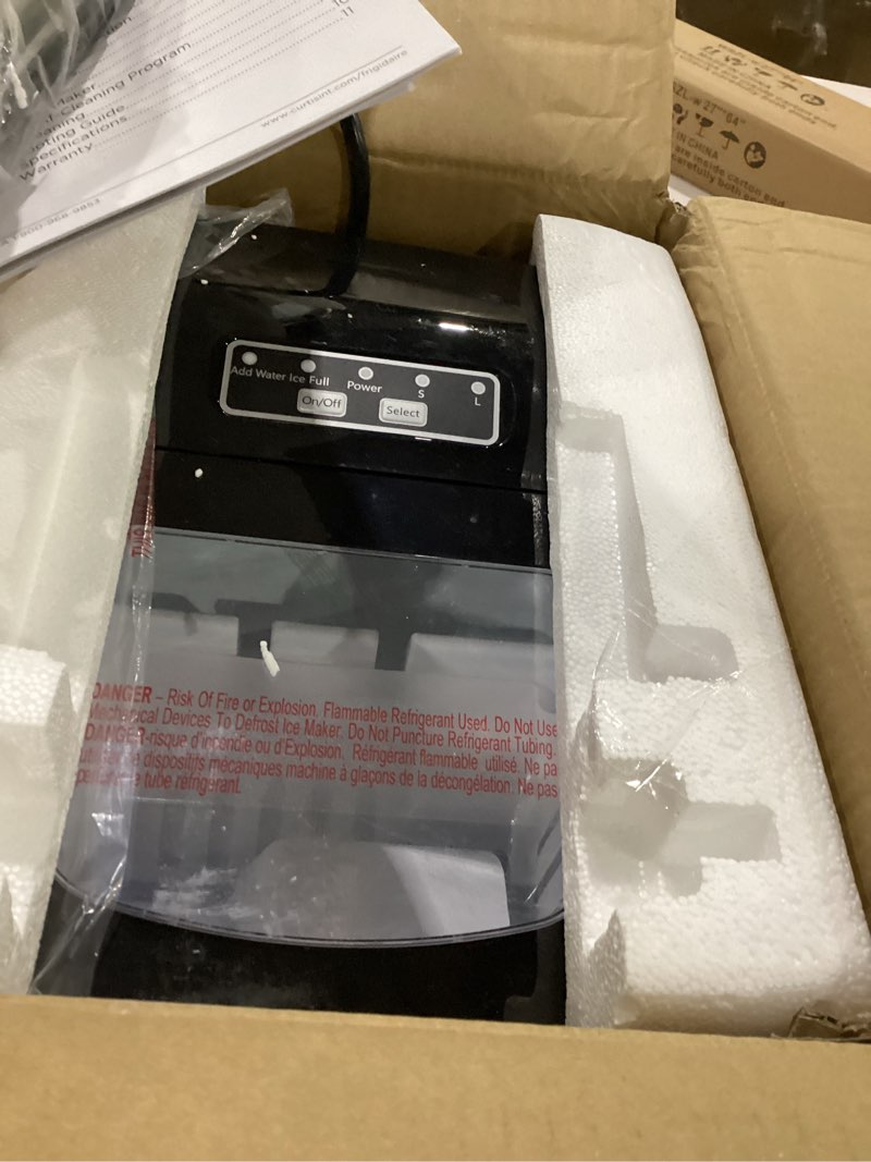 Condition photo showing Good Condition for frigidaire 26 lbs per day portable compact maker, ice making machine, stainless, medium