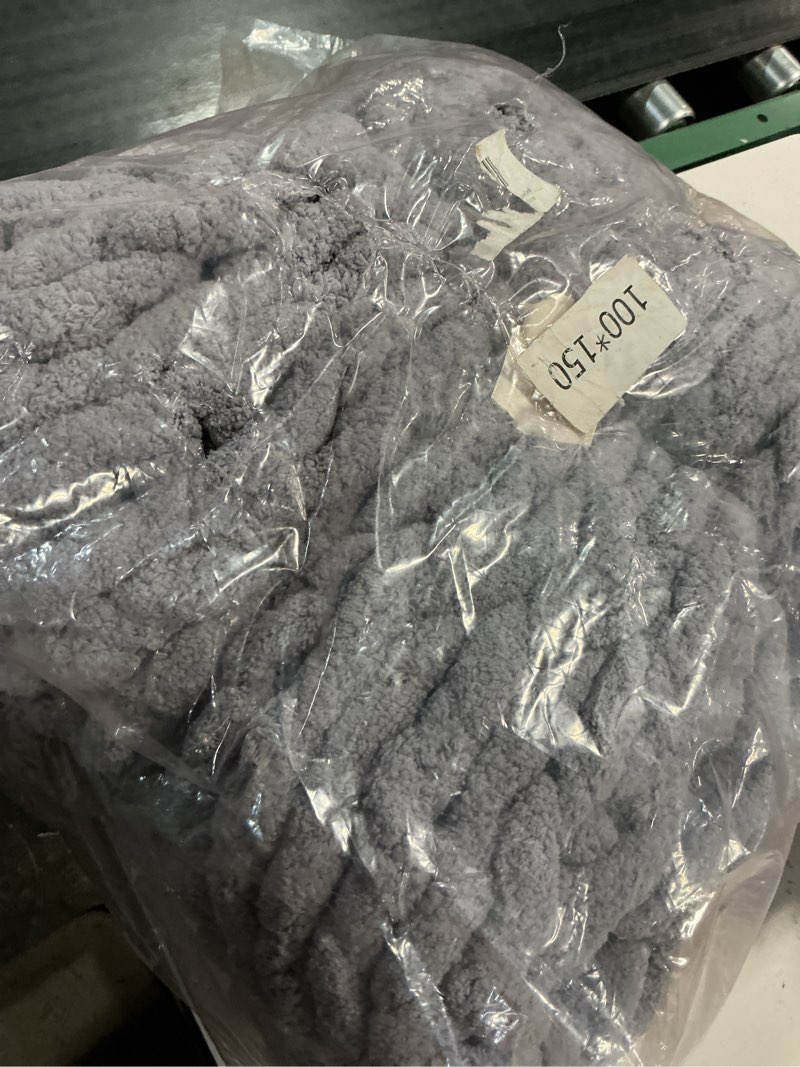 Condition photo showing Good Condition for chunky knit blanket chenille throw hand made soft warm blanket for bed sofa chair home decor dark grey 40x60 inch