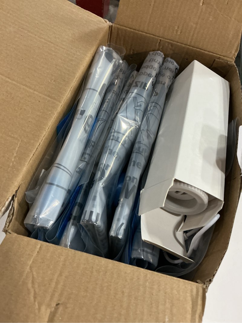 Condition photo showing Good Condition for boxlegend vacuum storage bags with electric pump 22 combo (1x-jumbo, 4 jumbo, 9 large, 8 medium) thickened vacuum seal bags for clothing space saving for coat quilt blanket pillow comforters 22 pack-electric pump