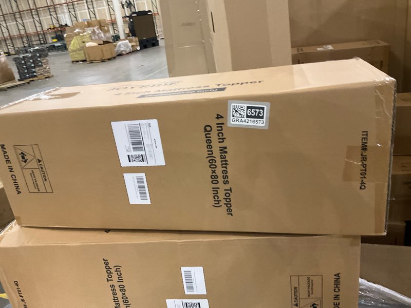 Condition photo showing New/Like New for Queen Size Dual Layer 4 Inch Memory Foam Mattress Topper, 2 Inch Gel Memory Foam, 2 Inch Cooling Pillow Top Mattress Topper Cover, Soft Fluffy & Pressure Relief & Medium Support Queen 2.5" Memory Foam + 2" Pillow Top Mattress Pad Cover