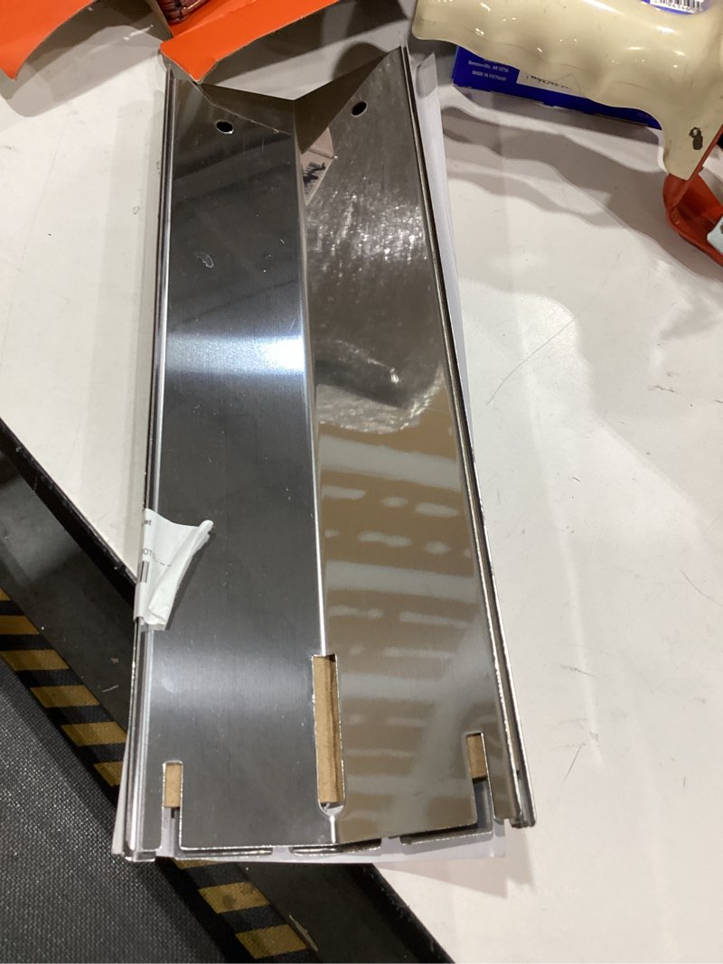 Condition photo showing Good Condition for expert grill stainless steel heat tent replacement