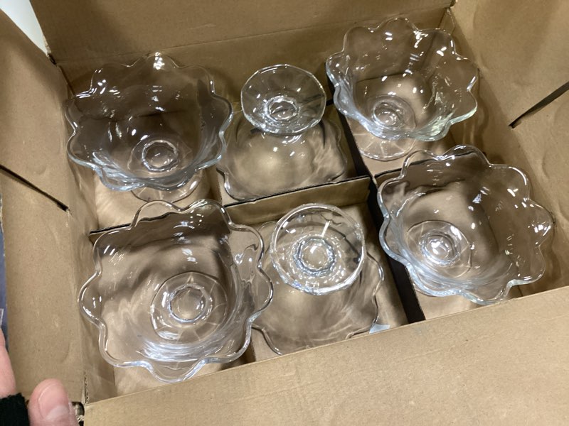 Condition photo showing Good Condition for Ice Cream Bowl Set of 6, 8.5oz Glass Dessert Bowls, Ice Cream Cups for Sundae, Salad, Trifle, Fruit, Pudding, Snack