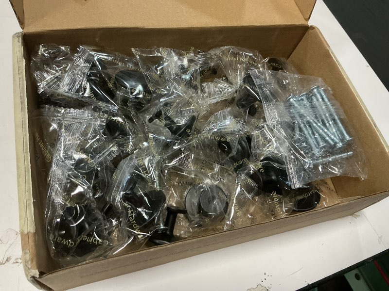Condition photo showing Good Condition for Ravinte 25 Pack 1-1/4 Inch Kitchen Cabinet Knobs Matte Black Zinc Pulls Door Handles for Dresser Drawers 25 Black