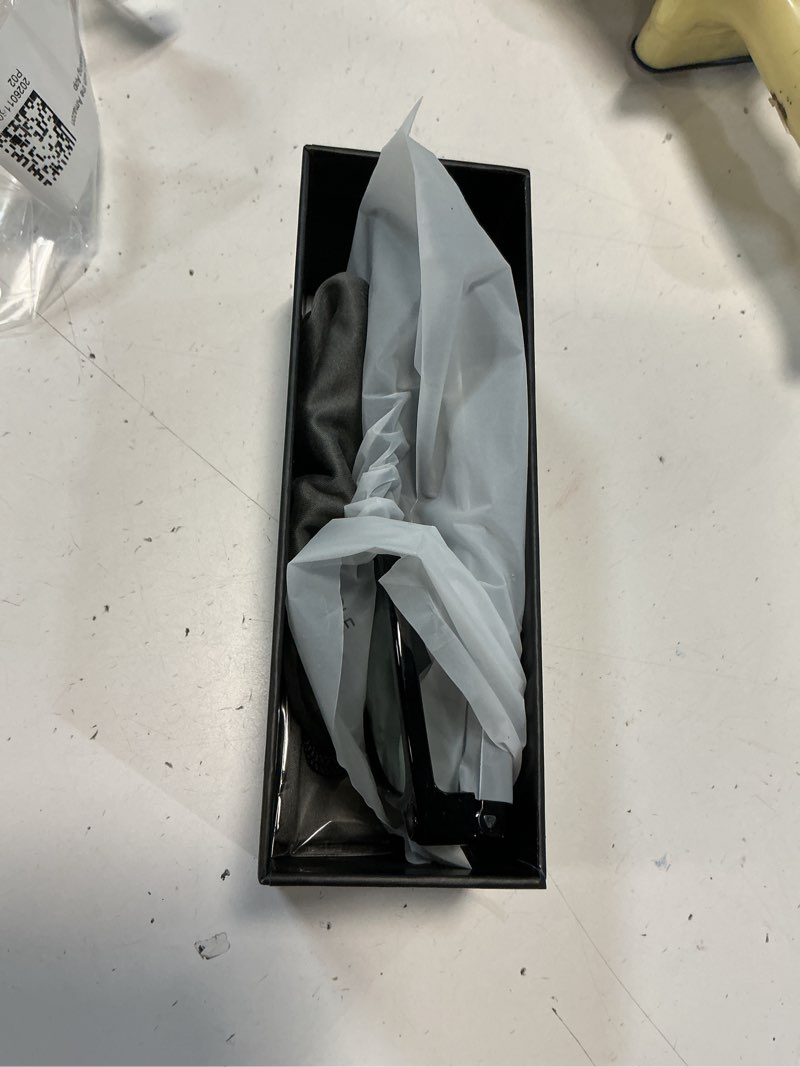 Condition photo showing Good Condition for ai smart glasses with camera,8mp camera glasses,1080p anti-shake video recording, real time translation,ai voice assistant,object recognition,bluetooth sunglasses for men women(photochromic lenses)