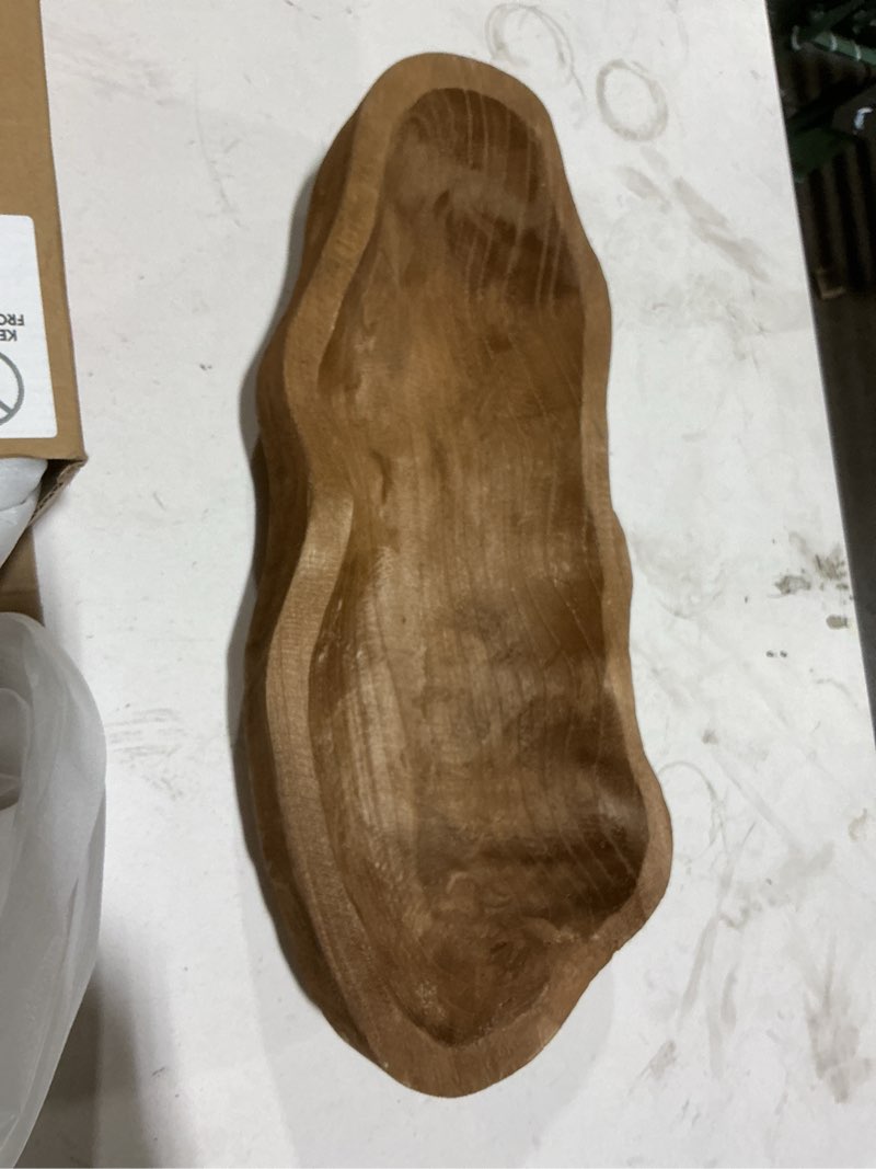Condition photo showing Good Condition for nuogo 1 pack 16 inch wavy live edge dough bowl large size wood rustic dough bowl decorative for diy farmhouse home supplies kitchen decoration(dark color) brown 16 inch