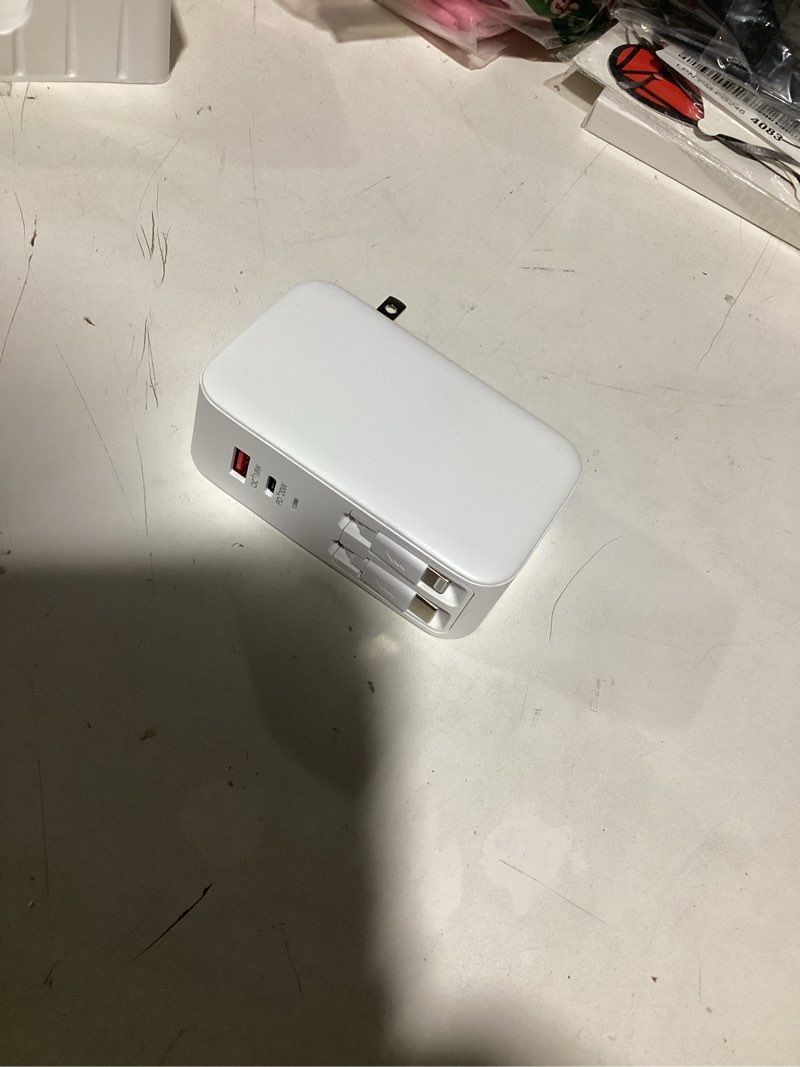 Condition photo showing Good Condition for 4 in 1 Retractable Wall Charger with Dual Cables,40W Retractable Phone Charger Wall Plug with Dual USB Ports,20W USB C Chargers Block Fast Charging for iPhone 17 16 15 14 13,LG, Galaxy S24 23,Pixel Type-C & Lightening cables White
