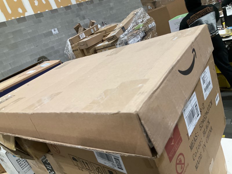 Condition photo showing Good Condition for Black 16x24 Picture Frame Set of 3, High Transparent Frame for 16 By 24 Photo Collage Canvas Poster Size Wall Mount and Tabletop Horizontally Vertically (Black, 16 x 24 inches)