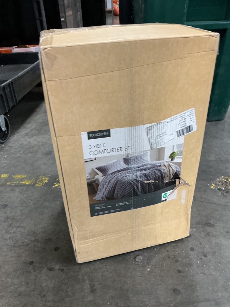 Condition photo showing New/Like New for HIG 3pc Gray Full Size Comforter Set - All Season Reversible Down Alternative Comforter with Two Shams - Quilted Duvet Insert with Corner Tabs - Box Stitched Blanket - Breathable, Soft, Fluffy Dark Gray/Light Gray Full