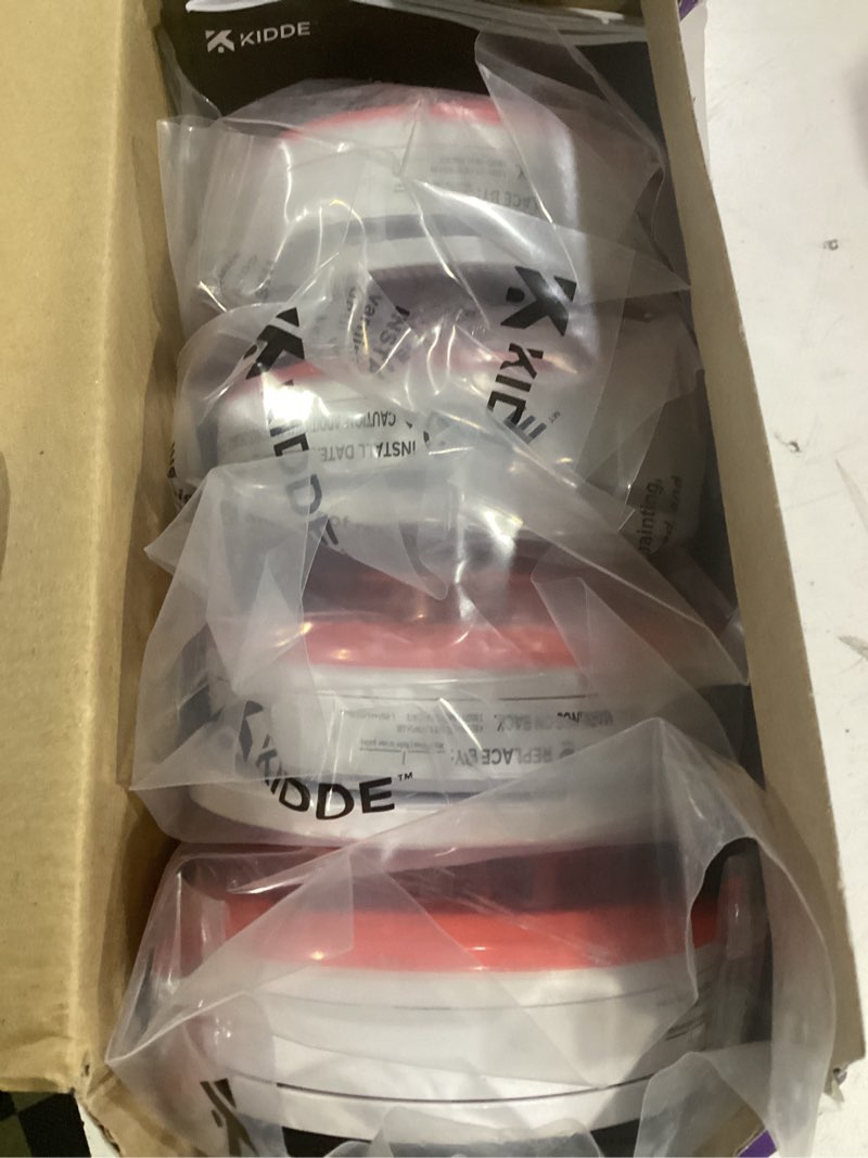 Condition photo showing Good Condition for kidde smoke & carbon monoxide detector, 10-year battery powered, led warning light indicators, 4 pack 4 pack 30cud10