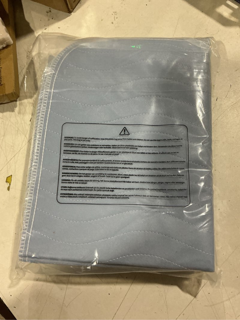 Condition photo showing Good Condition for utopia bedding washable underpads 18" x 24" (pack of 4), waterproof reusable heavy absorbency incontinence bed pads for adults, kids, elderly and pets, bedwetting pads for sofa and couch (blue) 18x24 inch (pack of 4) blue
