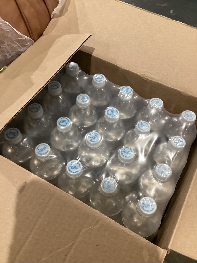 Condition photo showing New/Like New for hal's new york seltzer carbonated lemon flavored sparkling water, zero sugar, zero calorie, zero carbs, 20 fl oz (pack of 24)