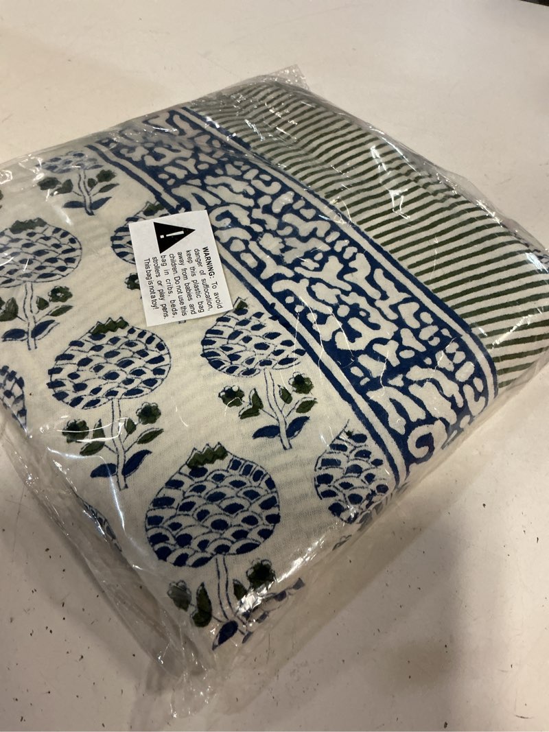 Condition photo showing New/Like New for atosii roma blue 100% cotton boho round fall tablecloth, handblock floral print table cloth linen for kitchen dining i parties, outdoors, weddings, christmas, thanksgiving decor 72" inches diameter roma blue 72" (round)