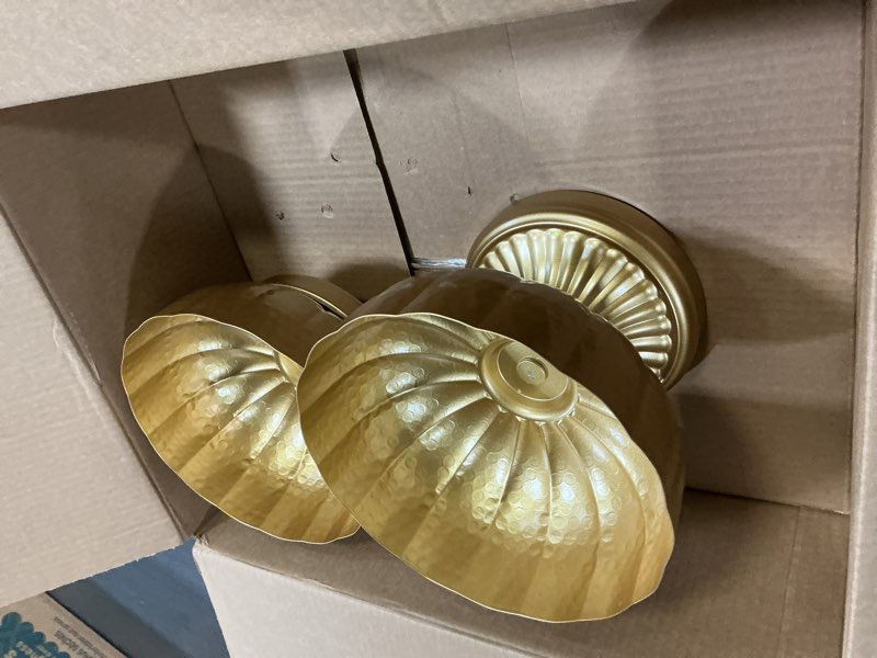 Condition photo showing Good Condition for NUPTIO Gold Vases for Centerpieces Wedding: Hammered Brass Compote Vases for Small Flowers Arrangements - Metal Pedestal Bowl for Table Home Decor Set of 2