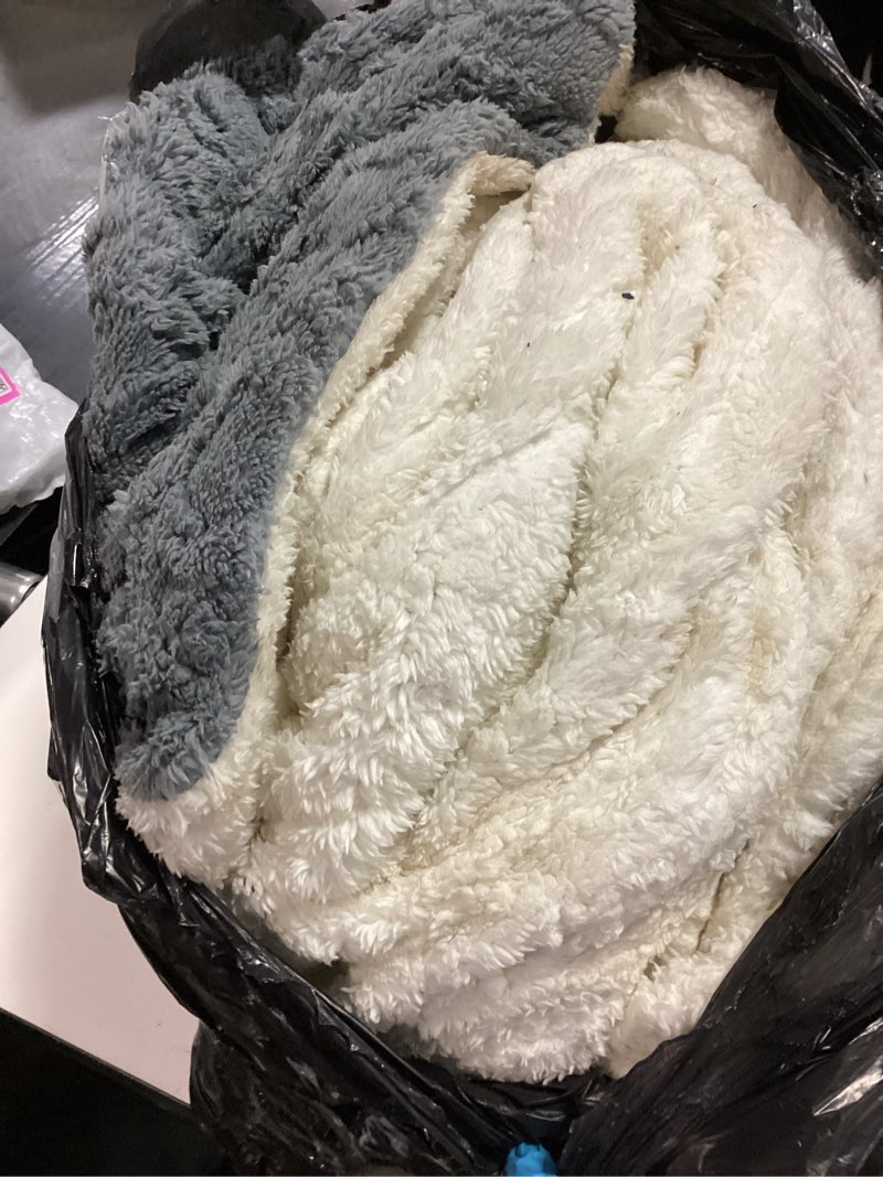 Condition photo showing As Is for Heated Blanket King Size Electric Blanket Dual Control, Wireless Heating Blanket with 10 Heat & 10 Time Setting, Fasting Heating Sherpa Tufted Blanket for Bed, ETL Certified, Grey,90"x100" King 90"x100" Grey