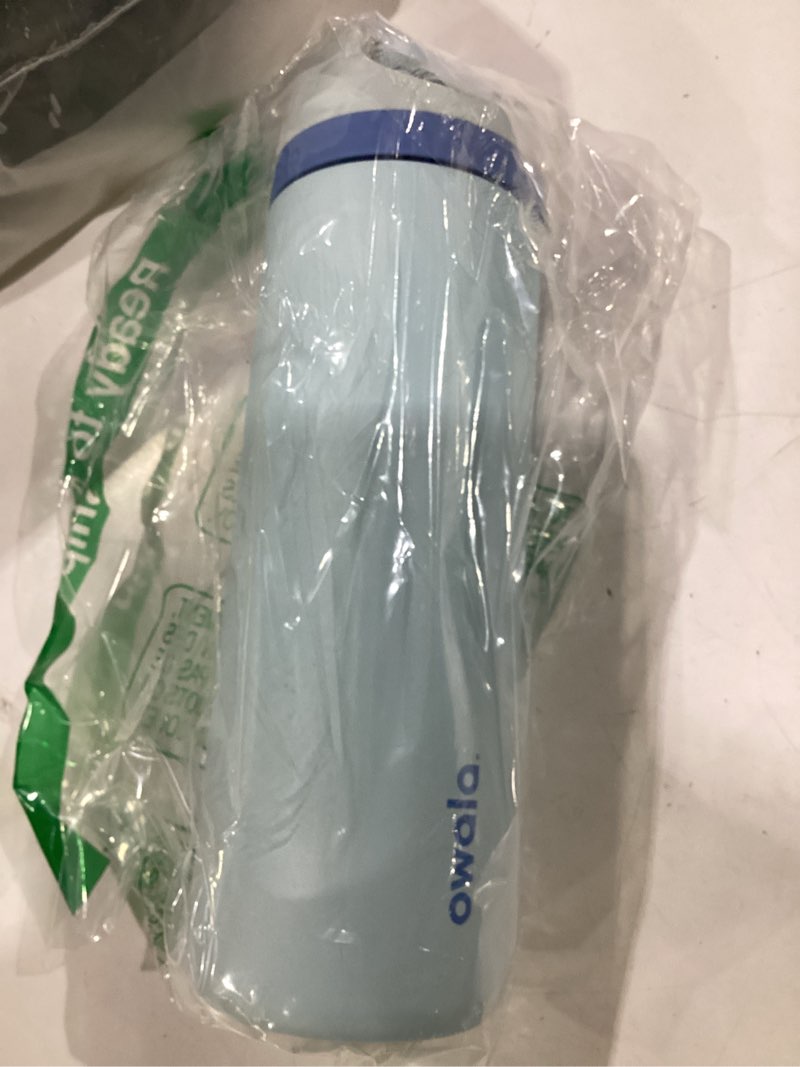 Condition photo showing New/Like New for owala disney princess freesip insulated stainless steel water bottle with straw for sports and travel, bpa-free sports water bottle, 24 oz, cinderella cinderella disney princess