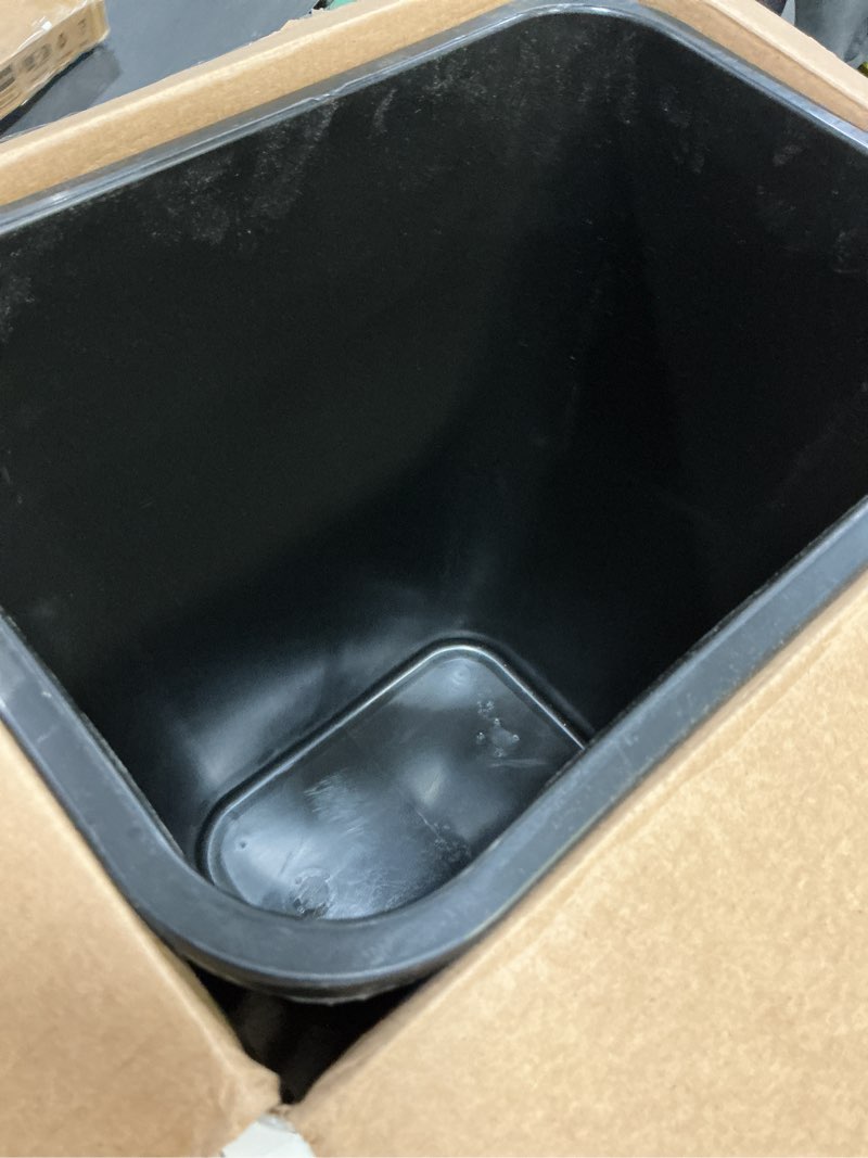 Condition photo showing Good Condition for amazon basics rectangular commercial office wastebasket, easy to clean, space-saving, 10 gallon, black black 10 gallon (pack of 1)