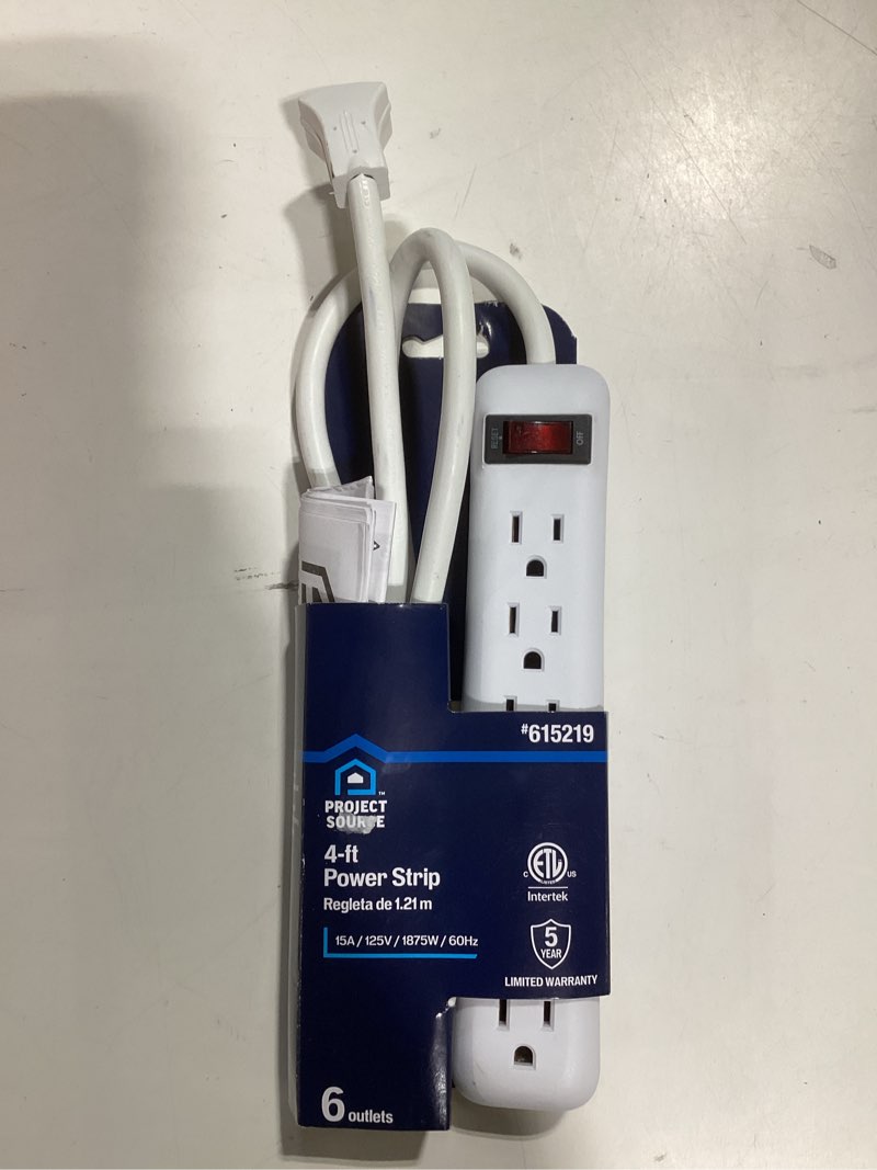 Condition photo showing New/Like New for project source 4-ft 6 -outlet indoor white power strip