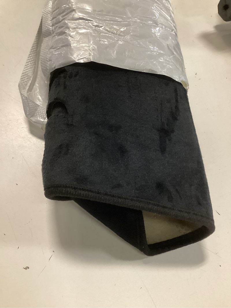 Condition photo showing Good Condition for smabee Car Dash Cover Mat for Mitsubishi Outlander PHEV 2026 2025 2024 2023 (with HUD) Dashboard Cover Flannel Material Sun Shade Pad Car Sunscreen Pad Sun Protection Pad 2025 Outlander Accessories