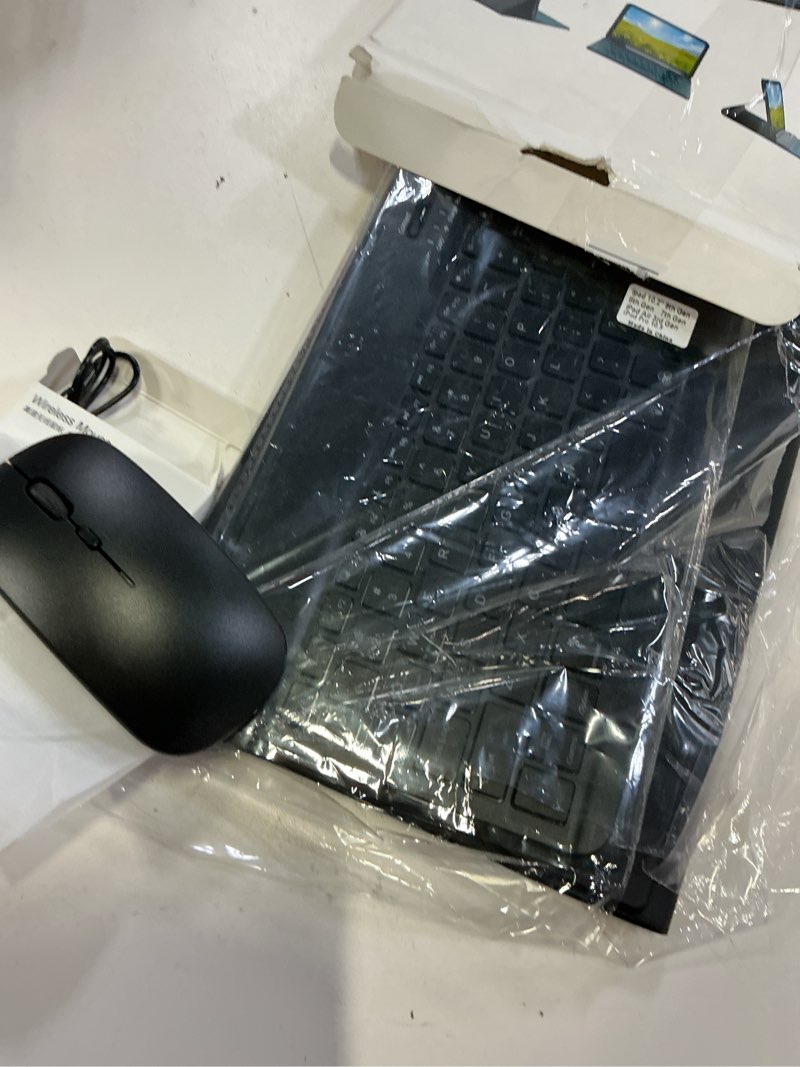 Condition photo showing New/Like New for keyboard case for ipad 10.2 inch 9th / 8th / 7th gen & air 3rd generation 10.5 inch, mouse and 7 colors backlit detachable keyboard, adjustable stand built in pencil holder, auto-sleep/wake, black
