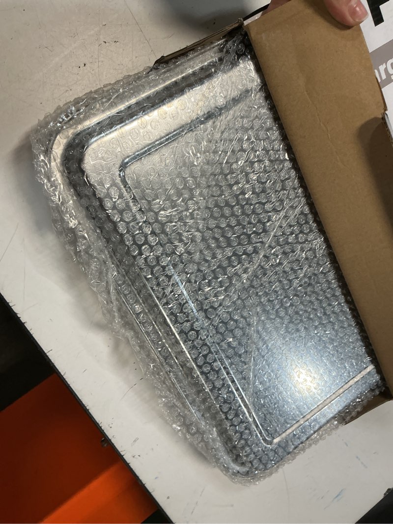 Condition photo showing New/Like New for 18.6“ x 12.8“ air fryer basket for oven,yepater extra large size stainless steel air fryer pan and crisper tray with 30 pcs parchment paper for baking grilling cooking and frying 18.6" x 12.8"