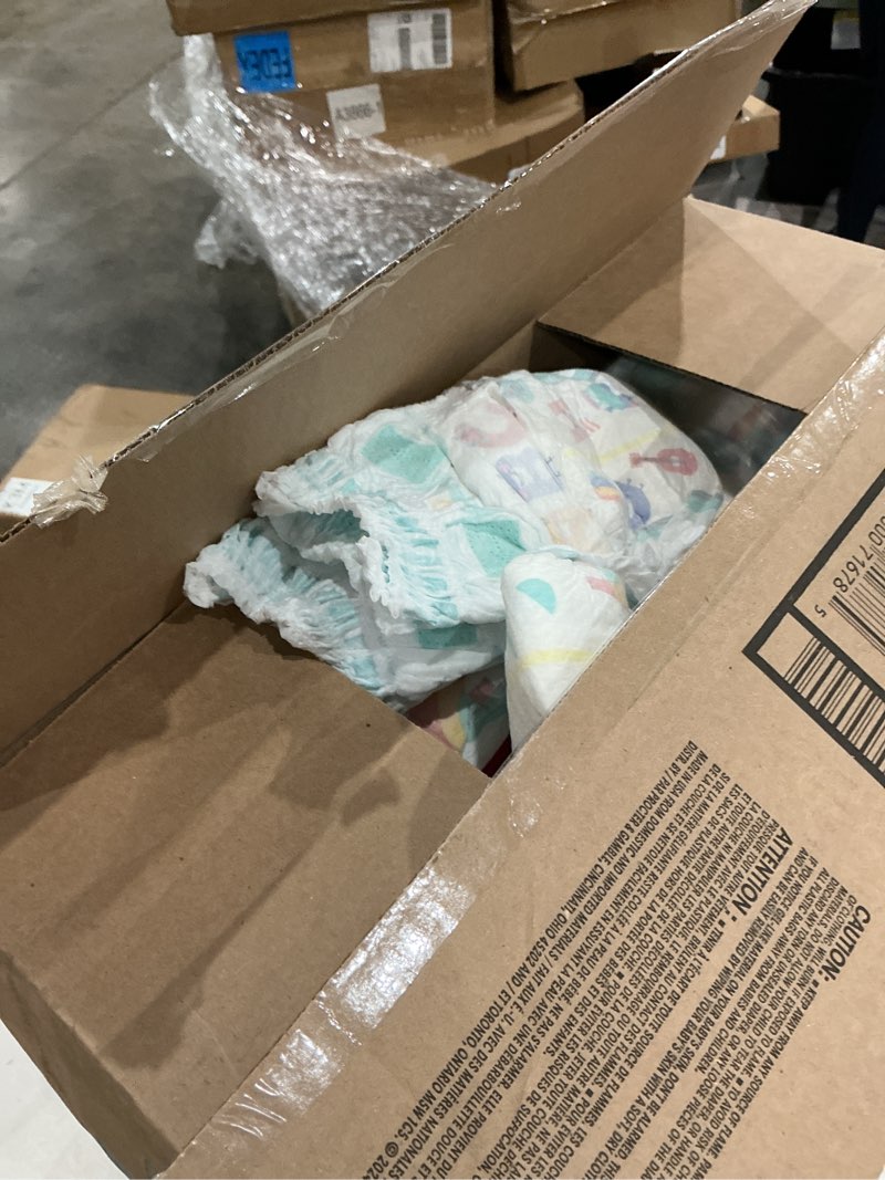 Condition photo showing Good Condition for pampers diapers - cruisers 360 - size 6, babyproof up to 100% leakproof pull-on diaper
