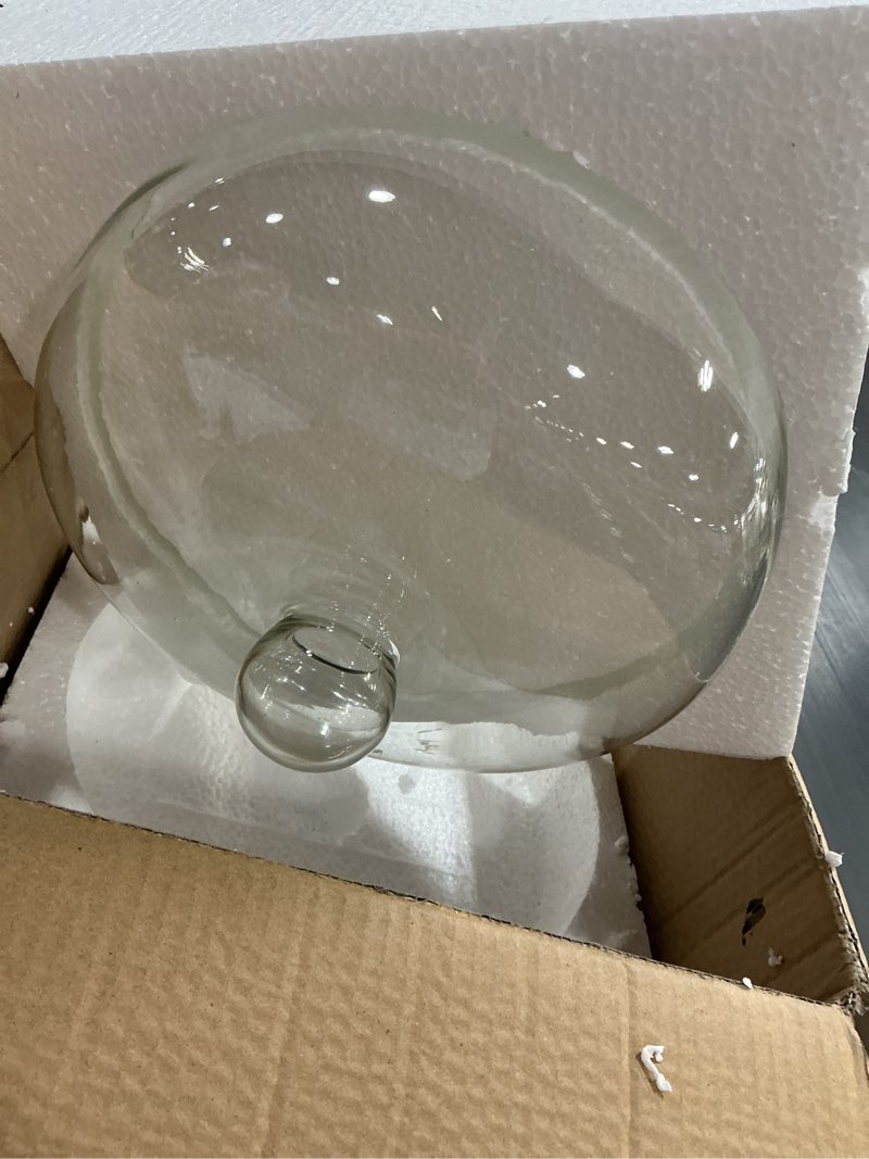 Condition photo showing Good Condition for 12" borosilicate glass microwave splatter cover, large clear food cover with handle, 12-inch plate lid, bpa-free, heat-resistant & dishwasher-safe microwave splatter guard for reheating