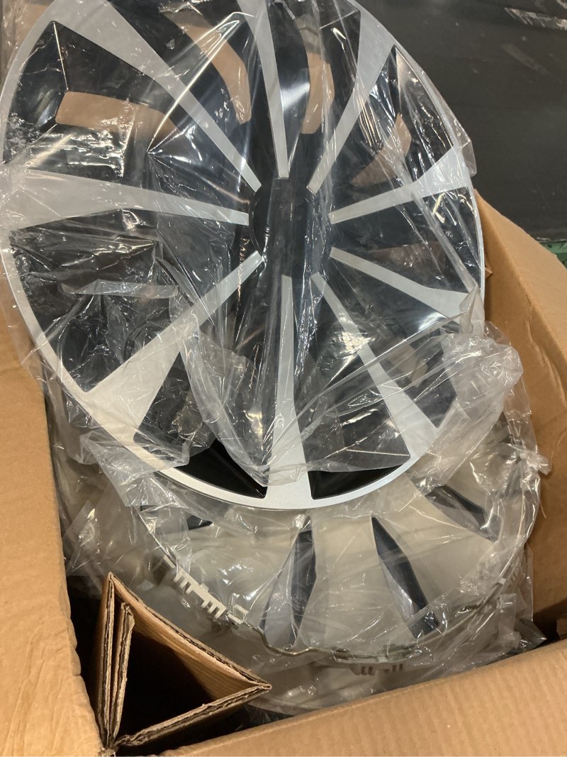 Condition photo showing Good Condition for dreamizer black with sliver 16" hubcaps replacement,4pcs universal r16 hub caps 16inch wheel rim cover exterior accessories snap on car truck suv bladk with sliver 16 inch
