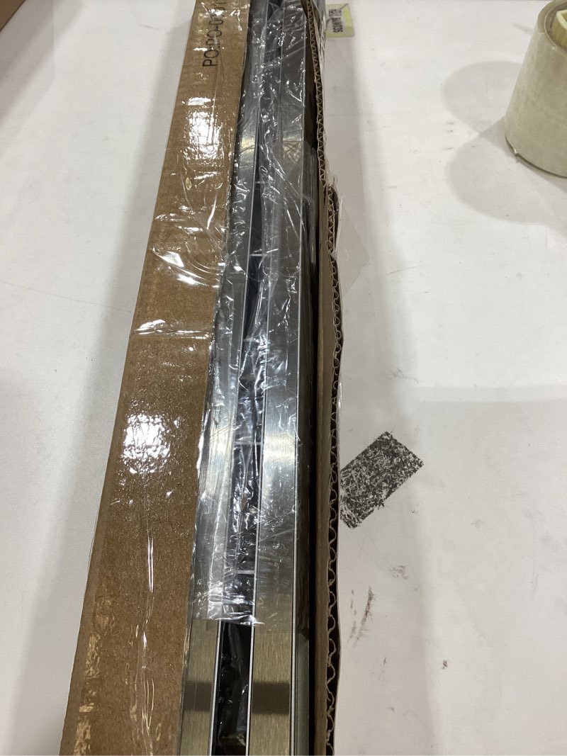 Condition photo showing Good Condition for Sliver plastic trim kit