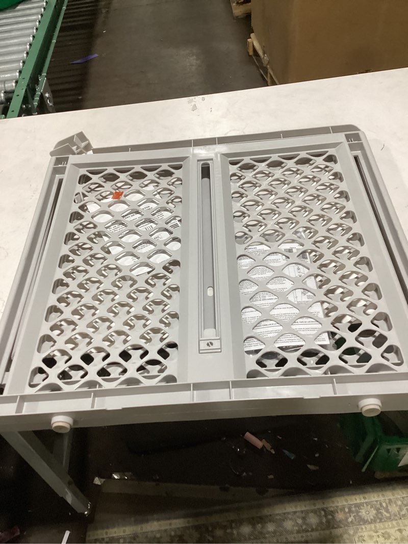 Condition photo showing Good Condition for North States 5-Way Pet Gate, Model# 8619