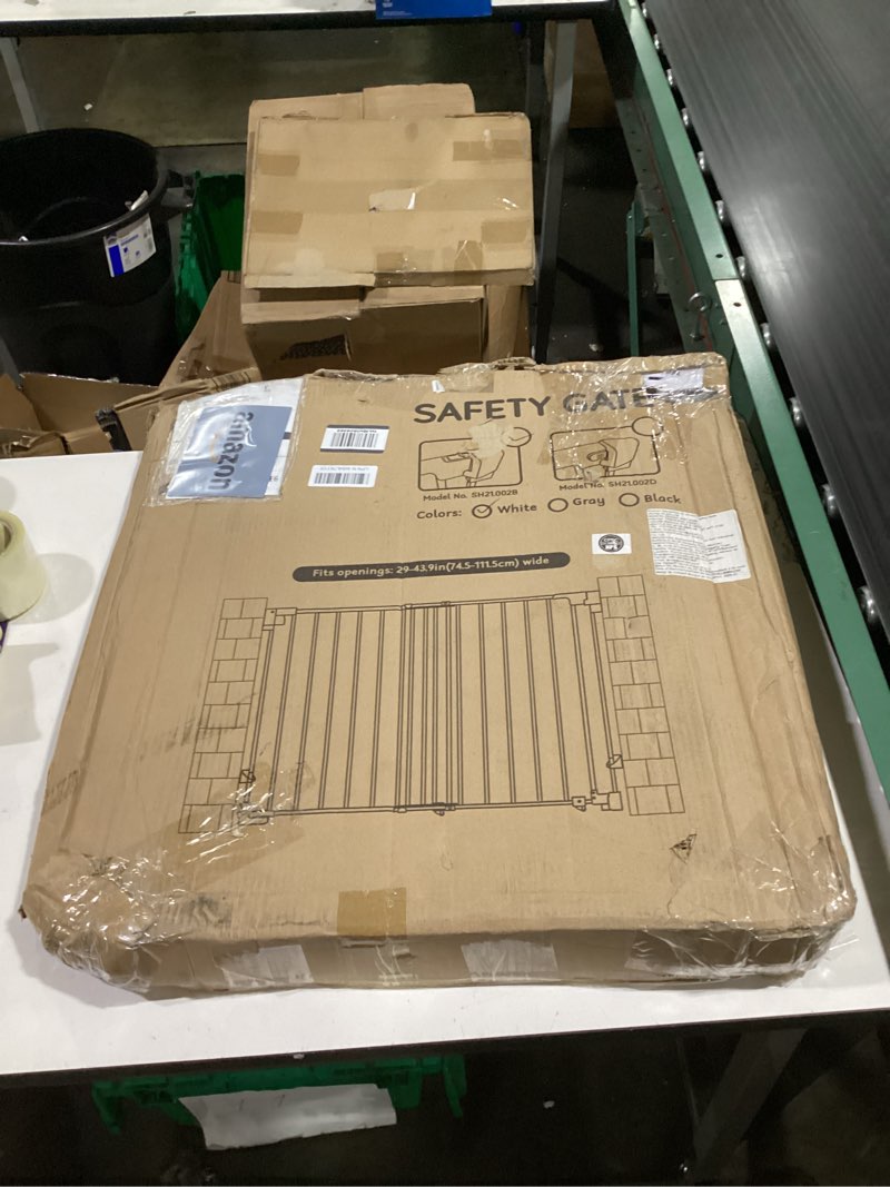 Condition photo showing Good Condition for might be missing hardware. upgraded 29-43\" no bottom bar baby gate,heavy-duty hardware mount dog gate, adjustable baby gate,for house/stairs/doorways use, safety pet gates with gate pulley,walk thru door,two way open