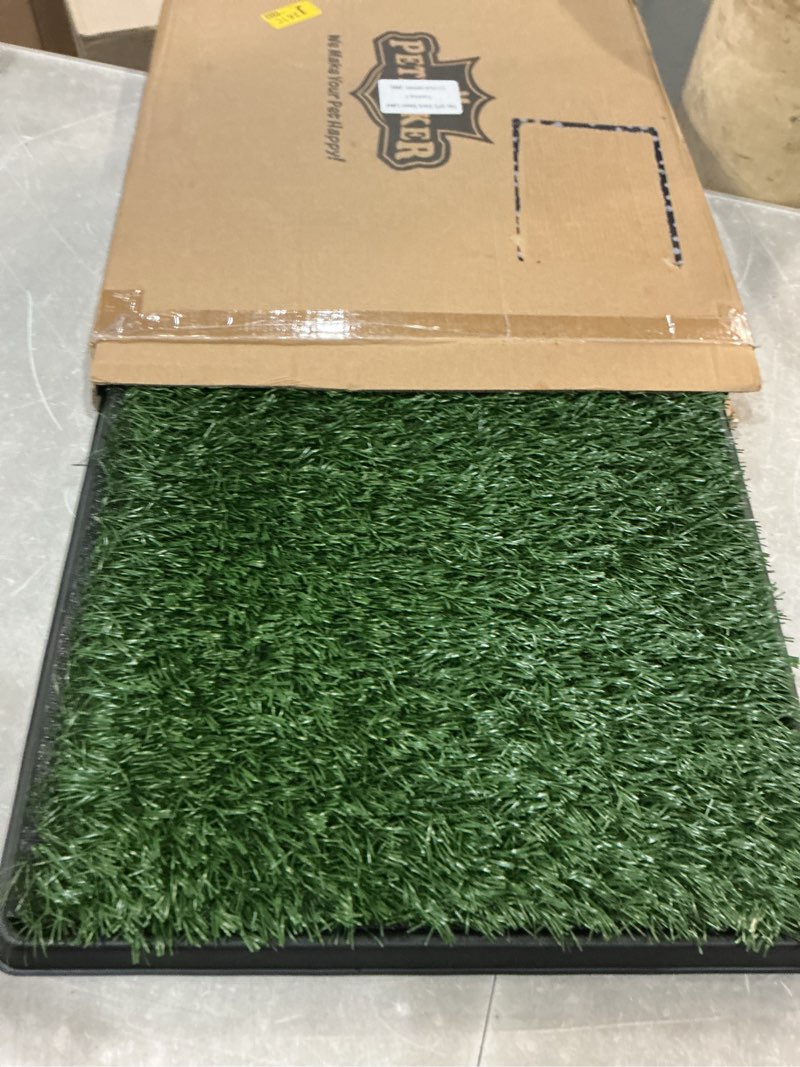 Condition photo showing New/Like New for artificial grass puppy pad for dogs and small pets ? reusable potty-training pad with tray ? dog housebreaking supplies by petmaker (16 x 20)