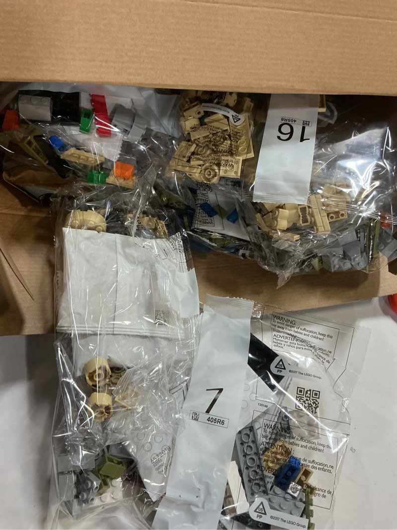 Condition photo showing New/Like New for LEGO Harry Potter Hogwarts Castle and Grounds 76419 Building Set, Gift Idea for Adults, Buildable Display Model, Collectible Harry Potter Playset, Recreate Iconic Scenes from The Wizarding World